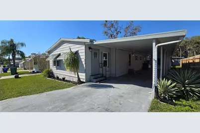 815 E Live Oak Street, Wildwood, FL 34785 - Photo 1