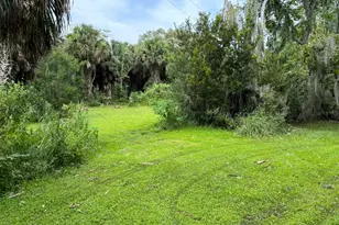 6001 Bird Island Dr, Lady Lake, FL 32159 - Photo 25