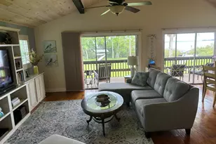 6001 Bird Island Dr, Lady Lake, FL 32159 - Photo 11