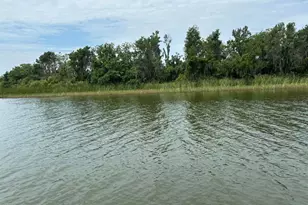 6001 Bird Island Dr, Lady Lake, FL 32159 - Photo 15