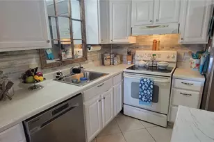 1007 Aloha Way, The Villages, FL 32159 - Photo 15