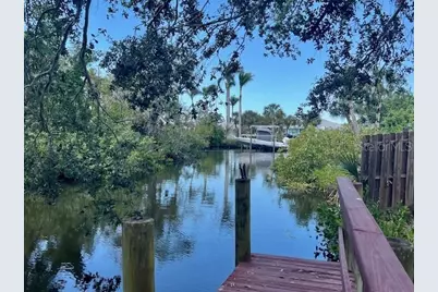 321 Ravenna Street N, Nokomis, FL 34275 - Photo 1