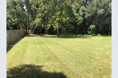 136 S Commercial Street, Coleman, FL 33521 - Photo 5