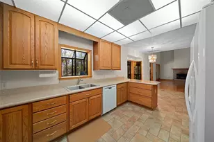 39636 Carolina Ave, Lady Lake, FL 32159 - Photo 29