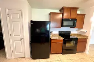 6698 Wirevine Dr, Brooksville, FL 34602 - Photo 5