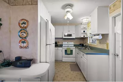 668 Lori Drive, Leesburg, FL 34788 - Photo 3