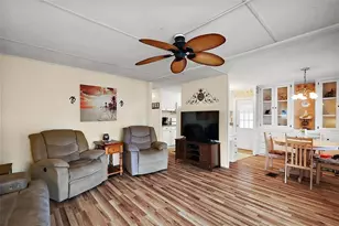 668 Lori Dr, Leesburg, FL 34788 - Photo 11