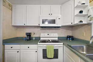 668 Lori Dr, Leesburg, FL 34788 - Photo 7