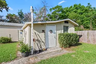 2376 Cr 444, Lake Panasoffkee, FL 33538 - Photo 41