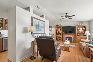 2376 Cr 444, Lake Panasoffkee, FL 33538 - Photo 11