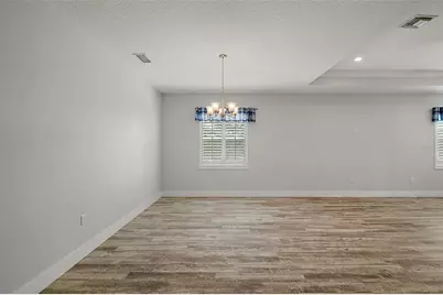 137 E Palmetto Avenue, Howey in the Hills, FL 34737 - Photo 7