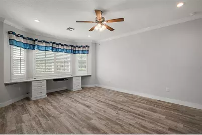 137 E Palmetto Avenue, Howey in the Hills, FL 34737 - Photo 15