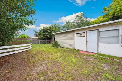 2072 NW 10th Terrace, Lake Panasoffkee, FL 33538 - Photo 9