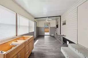 2072 NW 10th Terrace, Lake Panasoffkee, FL 33538 - Photo 3