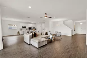 533 Avila Pl, Howey in the Hills, FL 34737 - Photo 9