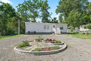 214 Morningside Ave, Lady Lake, FL 32159 - Photo 1