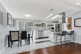 214 Morningside Ave, Lady Lake, FL 32159 - Photo 3