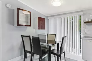 214 Morningside Ave, Lady Lake, FL 32159 - Photo 9