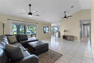 14 Clear Ct, Palm Coast, FL 32137 - Photo 11