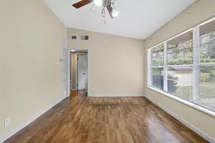 25519 Colmar Ave, Sorrento, FL 32776 - Photo 3