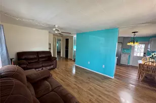 751 Traci Dr, Leesburg, FL 34788 - Photo 9