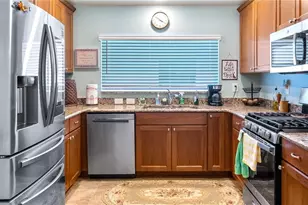 4671 Spring Grove Ln, Leesburg, FL 34748 - Photo 11