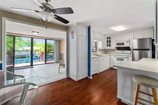 1113 Shawn Ct, Tavares, FL 32778 - Photo 11