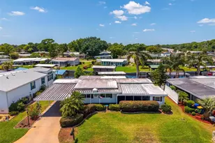 1113 Shawn Ct, Tavares, FL 32778 - Photo 3