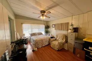 27 Robin Rd, Wildwood, FL 34785 - Photo 5