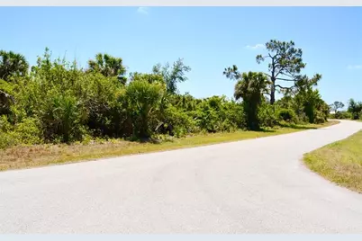 7058 Stacy Lane, Port Charlotte, FL 33981 - Photo 3