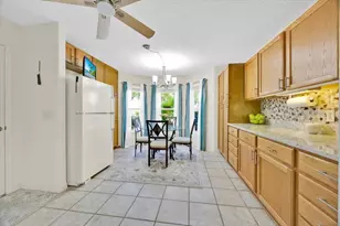 8690 SE 173rd Wisteria St, The Villages, FL 32162 - Photo 5