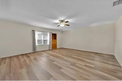 8690 SE 173rd Wisteria Street, The Villages, FL 32162 - Photo 13