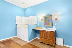 2400 N Griffin Dr, Leesburg, FL 34748 - Photo 43