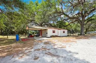 2679 SE 35th St, Sumterville, FL 33585 - Photo 5