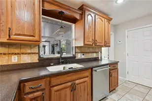 2679 SE 35th St, Sumterville, FL 33585 - Photo 23