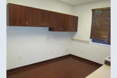 33049 Professional Drive #103, Leesburg, FL 34788 - Photo 11