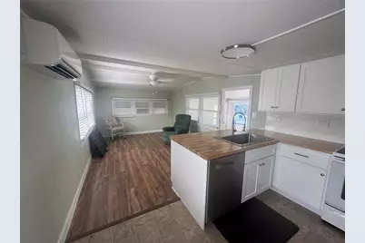 211 Southwinds Drive, Sarasota, FL 34231 - Photo 3