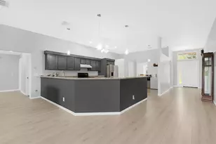 12512 Lake Ridge Cir, Clermont, FL 34711 - Photo 9