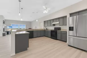 12512 Lake Ridge Cir, Clermont, FL 34711 - Photo 7