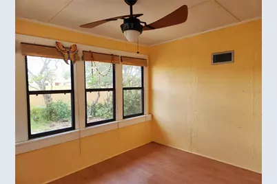 308 Sunnyside Dr, Leesburg, FL 34748 - Photo 25