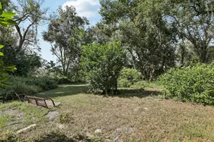 308 Sunnyside Dr, Leesburg, FL 34748 - Photo 59
