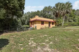 308 Sunnyside Dr, Leesburg, FL 34748 - Photo 49