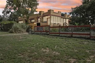 308 Sunnyside Dr, Leesburg, FL 34748 - Photo 61