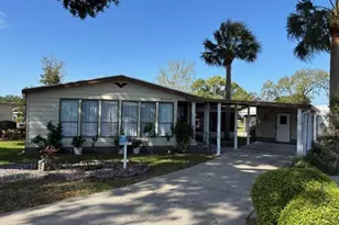 617 Webb Way, Lady Lake, FL 32159 - Photo 1