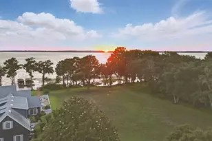 1150 Peninsula Dr, Tavares, FL 32778 - Photo 1