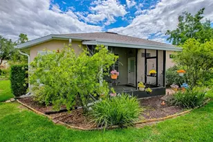 3001 Lake Huron Ln, Tavares, FL 32778 - Photo 51