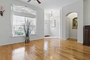 3001 Lake Huron Ln, Tavares, FL 32778 - Photo 9