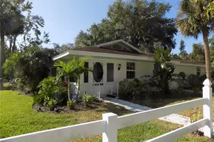 1485 Morningside Dr, Mount Dora, FL 32757 - Photo 1