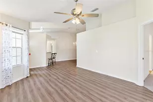 26030 Newcombe Cir, Leesburg, FL 34748 - Photo 7