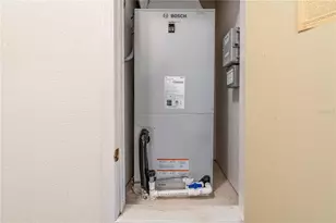 1114 Paradise Dr, Lady Lake, FL 32159 - Photo 33